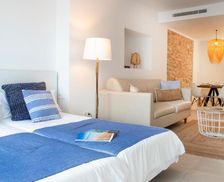 Spain Formentera Es Caló vacation rental compare prices direct by owner 18648991