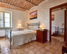 Italy Piedmont Costigliole dʼAsti vacation rental compare prices direct by owner 18885355