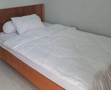 Indonesia Banten Kareo vacation rental compare prices direct by owner 26962357