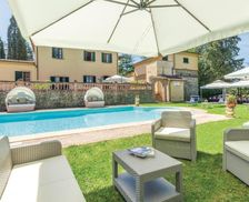 Italy Tuscany Lucignano vacation rental compare prices direct by owner 10097574