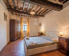 Italy Tuscany Radicondoli vacation rental compare prices direct by owner 26738821