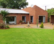South Africa Gauteng Avondzon vacation rental compare prices direct by owner 15949259