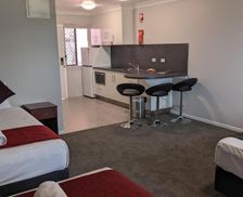 Australia Queensland Townsville vacation rental compare prices direct by owner 28925706