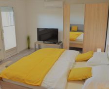 Slovenia Notranjska Cerknica vacation rental compare prices direct by owner 15950078