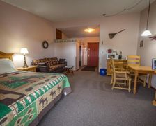 United States Wisconsin Hayward vacation rental compare prices direct by owner 16267932