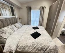 United Kingdom Gloucestershire South Cerney vacation rental compare prices direct by owner 23773188