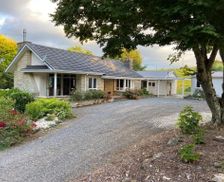 New Zealand Manawatu Ongarue vacation rental compare prices direct by owner 17463043