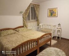 Romania Bistriţa-Năsăud Braniştea vacation rental compare prices direct by owner 16003377
