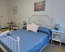 Italy Liguria Vernazza vacation rental compare prices direct by owner 15982196