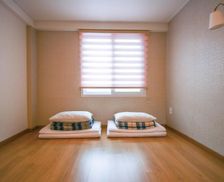 South Korea Jeollanam-Do Mokpo vacation rental compare prices direct by owner 16381632