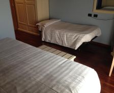 Italy Lombardy Varese vacation rental compare prices direct by owner 13945761