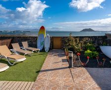 Spain Fuerteventura Corralejo vacation rental compare prices direct by owner 29839713