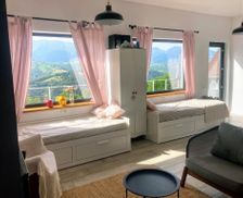 Romania Brasov Moieciu de Jos vacation rental compare prices direct by owner 9740589