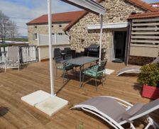 France Auvergne Boisset vacation rental compare prices direct by owner 14343310