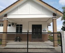 Malaysia Terengganu Dungun vacation rental compare prices direct by owner 14010778