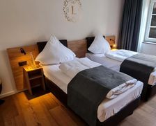 Germany Rhineland-Palatinate Höhr-Grenzhausen vacation rental compare prices direct by owner 13500946