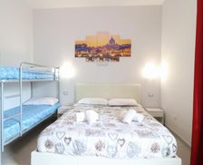 Italy Lazio Rome vacation rental compare prices direct by owner 15913885