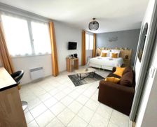 France New Aquitaine Saint-ouen-dʼAunis vacation rental compare prices direct by owner 15023110