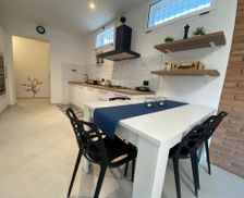 Italy Veneto Bardolino vacation rental compare prices direct by owner 13479209