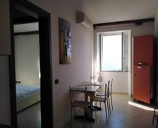 Italy Liguria Bonassola vacation rental compare prices direct by owner 14743253