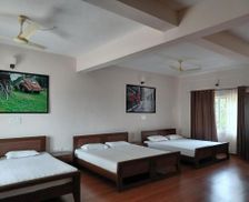 India Karnataka Virajpet vacation rental compare prices direct by owner 13855254