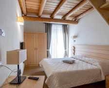 Italy Lombardy Morbegno vacation rental compare prices direct by owner 16383369