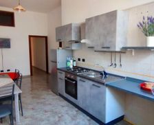 Italy Apulia Torre Santa Susanna vacation rental compare prices direct by owner 15960507