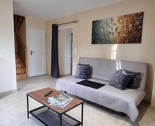 France Picardy Villers-Cotterêts vacation rental compare prices direct by owner 26292398