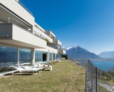 Italy Lombardy Vercana vacation rental compare prices direct by owner 17297844