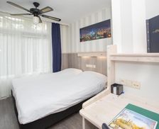 Netherlands Zuid-Holland Rotterdam vacation rental compare prices direct by owner 16202674