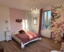 France Auvergne Neuilly-le-Réal vacation rental compare prices direct by owner 16387054