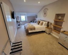 United Kingdom Dorset Lyme Regis vacation rental compare prices direct by owner 15928517