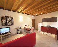 Italy Lombardy Monzambano vacation rental compare prices direct by owner 26799399