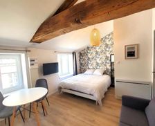 France Burgundy Mâcon vacation rental compare prices direct by owner 26947913