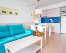 Spain Menorca Santo Tomás vacation rental compare prices direct by owner 14439468