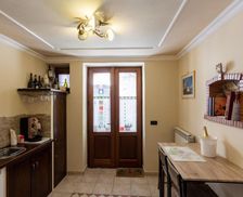 Italy Campania Taurasi vacation rental compare prices direct by owner 28771124
