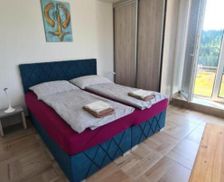 Czechia Northwest Potŭčky vacation rental compare prices direct by owner 14046027