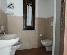 Italy Marche Sassoferrato vacation rental compare prices direct by owner 18867778