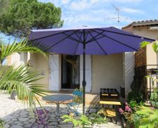 France Provence-Alpes-Côte d'Azur Le Cannet-des-Maures vacation rental compare prices direct by owner 13459911