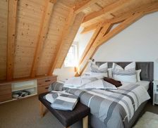 Germany Saxony Kottmar vacation rental compare prices direct by owner 26214877