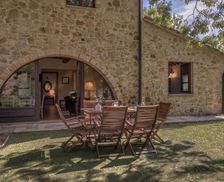 Italy Tuscany Casole dʼElsa vacation rental compare prices direct by owner 26389927