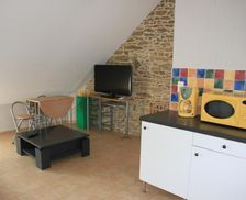 France Brittany Lantillac vacation rental compare prices direct by owner 13473870