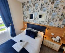 United Kingdom Gwynedd Llandudno vacation rental compare prices direct by owner 16433736
