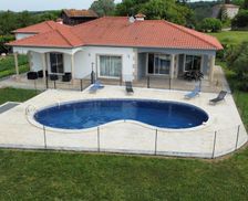 France Aquitaine Varès vacation rental compare prices direct by owner 27051382