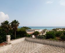 Italy Apulia Torre Lapillo vacation rental compare prices direct by owner 28171319