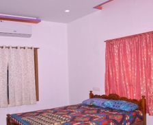 India Tamil Nadu Kuttālam vacation rental compare prices direct by owner 26321814