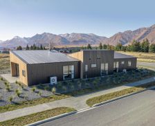 New Zealand Canterbury Lake Tekapo vacation rental compare prices direct by owner 30025879