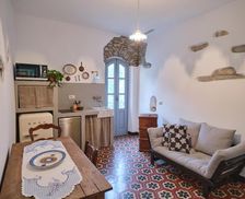 Italy Liguria Arnasco vacation rental compare prices direct by owner 27923859