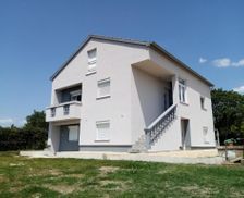Croatia Zadar County Galovac vacation rental compare prices direct by owner 27847383