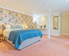 United Kingdom Cumbria Bowness-on-Windermere vacation rental compare prices direct by owner 18340194